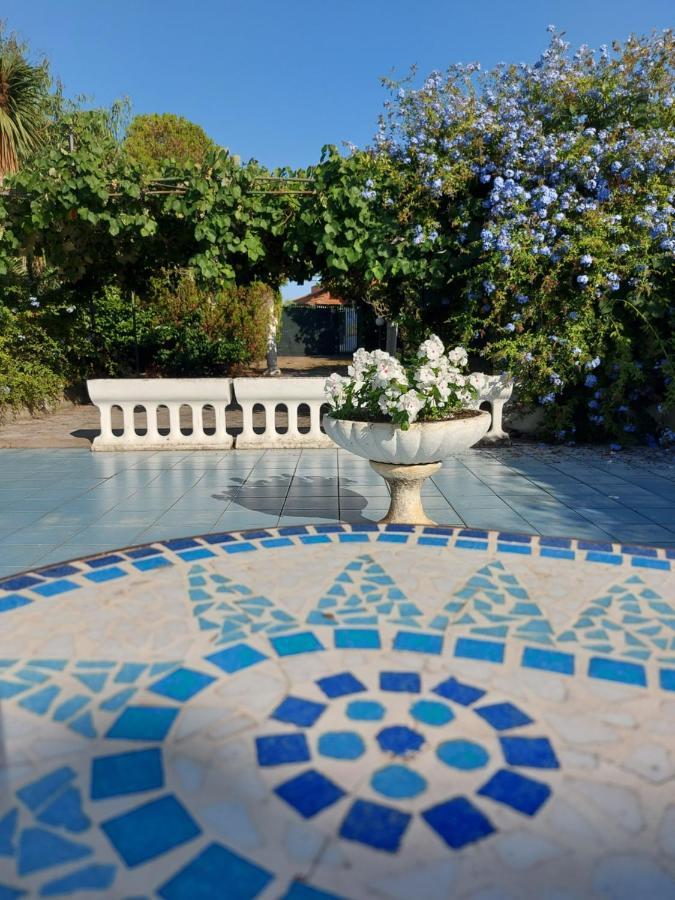 La Marina Gardens Beach Скаурі Екстер'єр фото